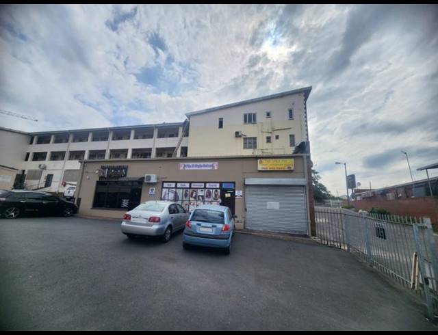 RETAIL FOR SALE IN MALVERN